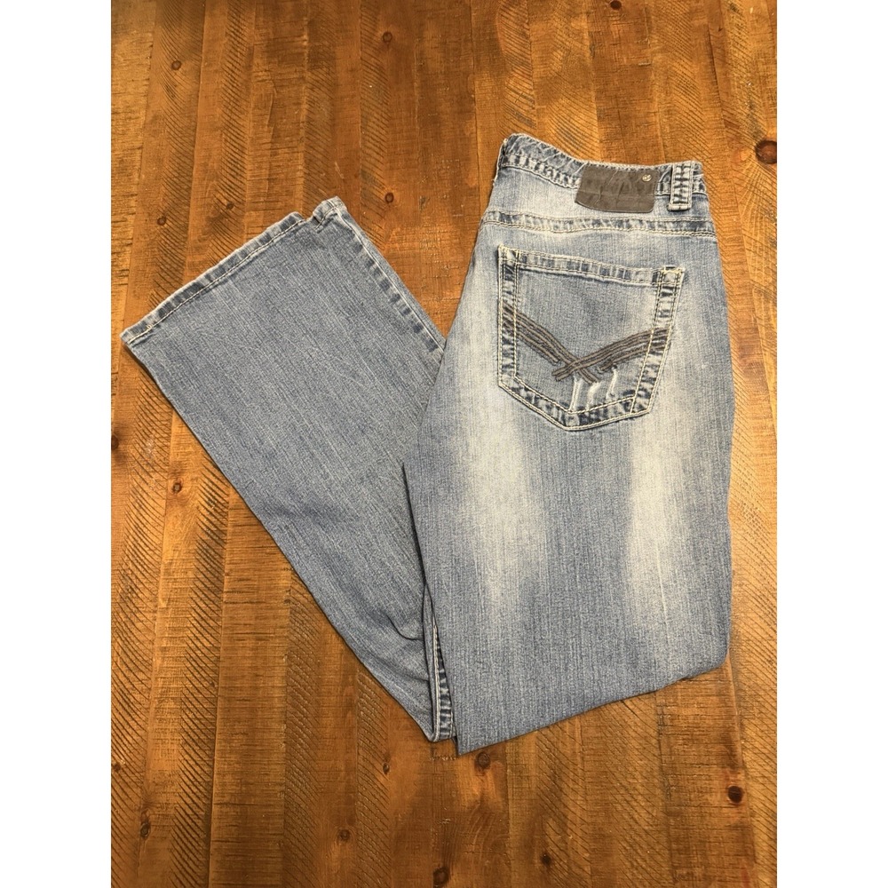 T.K. Axel Jeans Men's Distressed 34x34 Light Wash Straight Legged Mid Rise